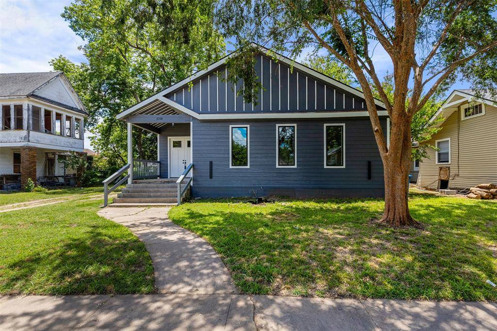 Denison, TX 75020,1008 W Walker Street