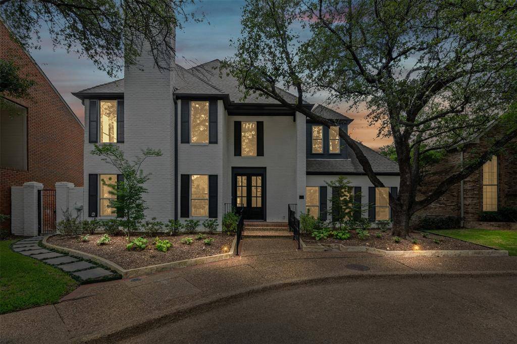 Dallas, TX 75225,2 Parliament Place