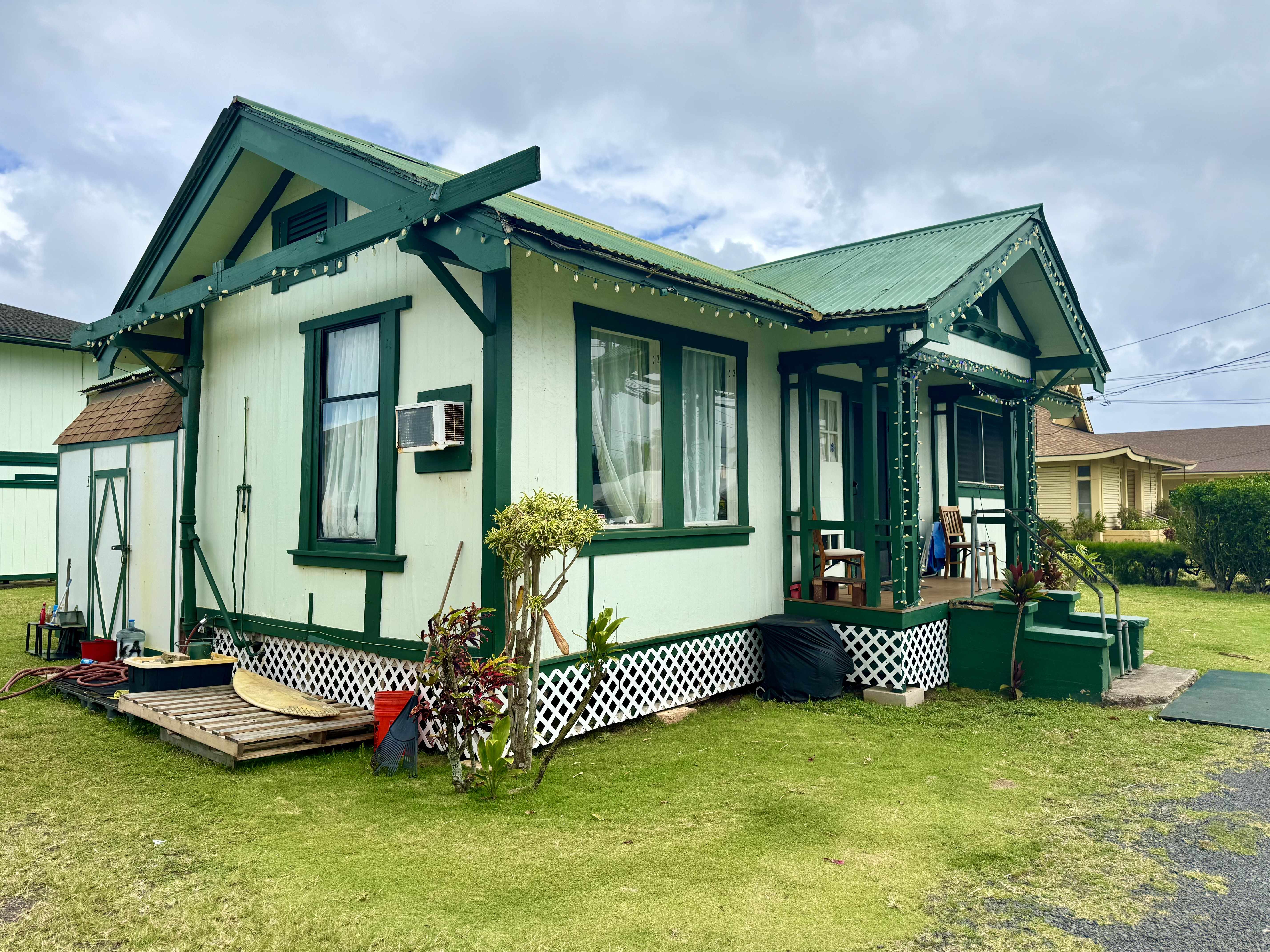 Kapaa, HI 96746,04-1176 KUHIO HWY #1