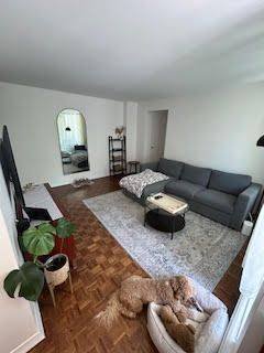 Toronto C03, ON M5P 1R4,335 Lonsdale RD #402