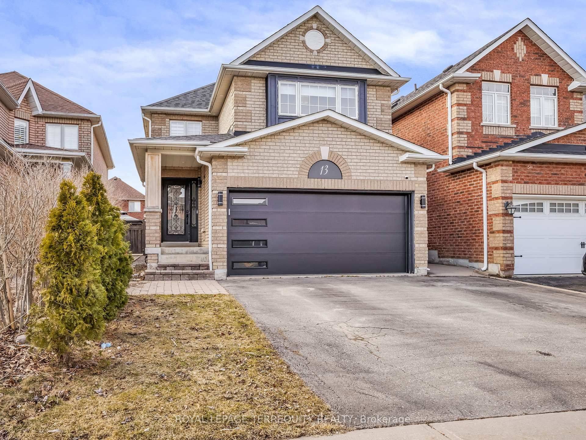 Caledon, ON L7E 2X2,13 Humbershed CRES