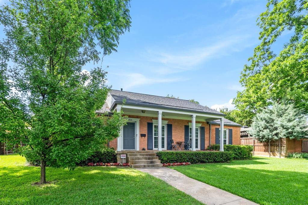 Dallas, TX 75218,9914 Woodgrove Drive