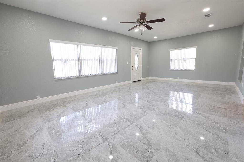 Opa-locka, FL 33054,1216 Jann Ave
