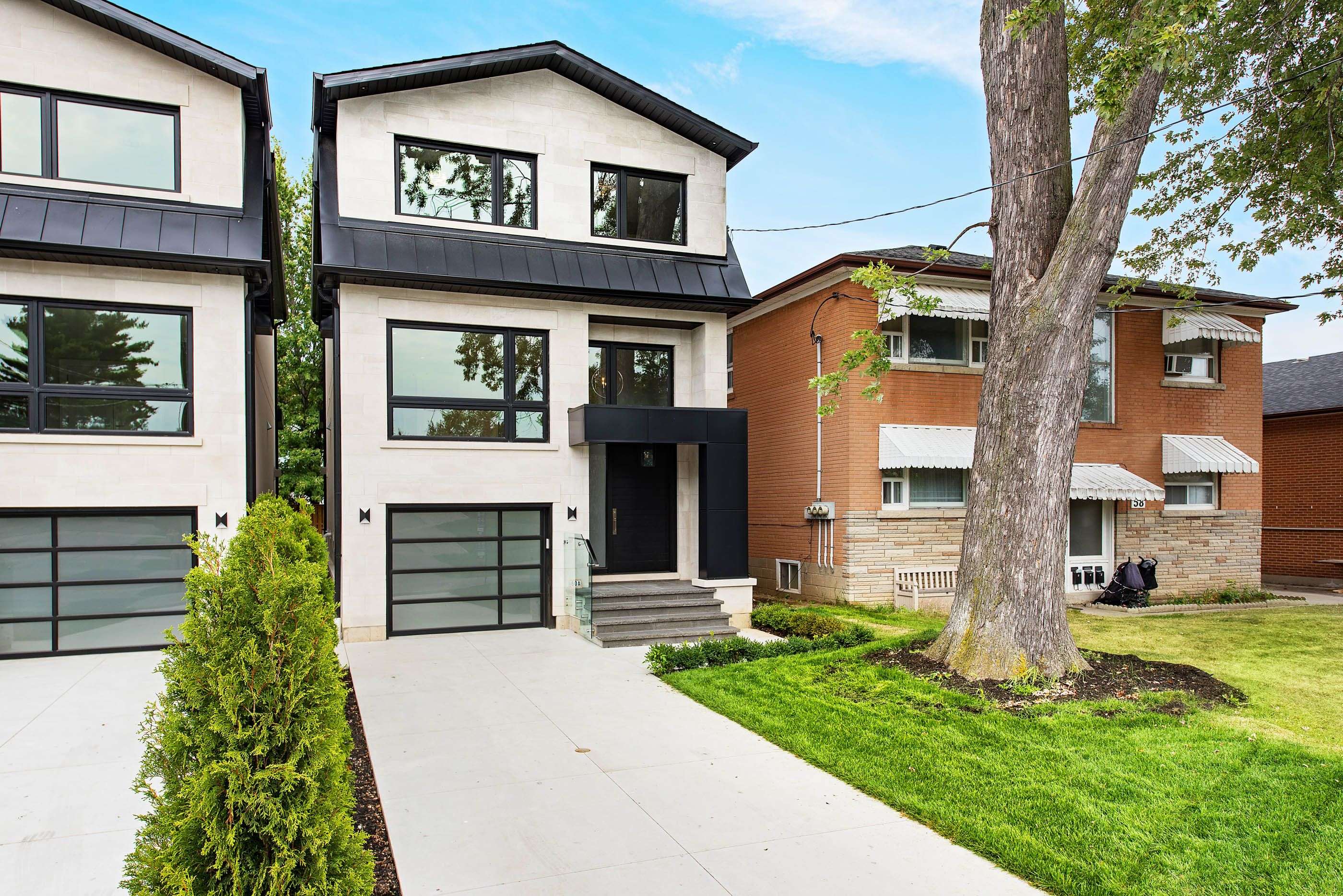 Toronto W06, ON M8W 1Y8,60A Burlingame RD