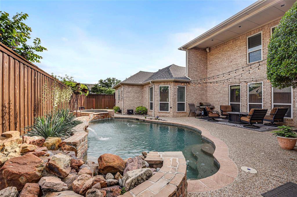 Plano, TX 75093,4524 Tuscany Drive