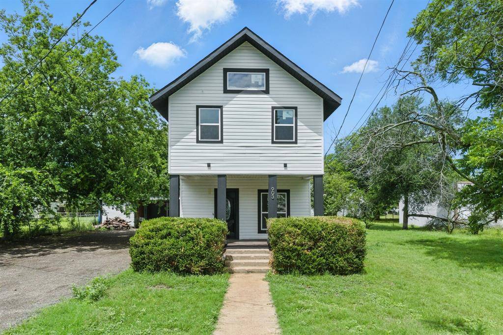 Decatur, TX 76234,903 N Miller Street