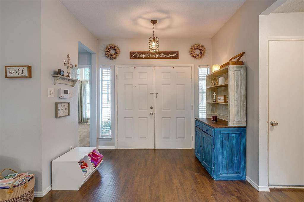 Joshua, TX 76058,304 Comanche Walk