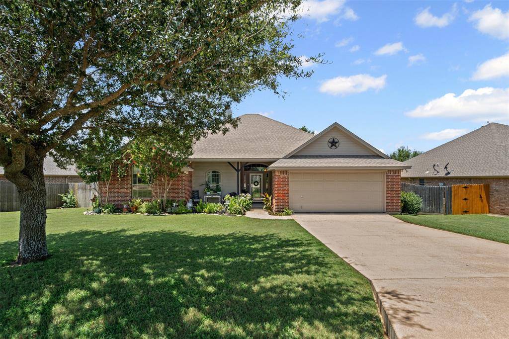 Granbury, TX 76049,1003 Winding Road