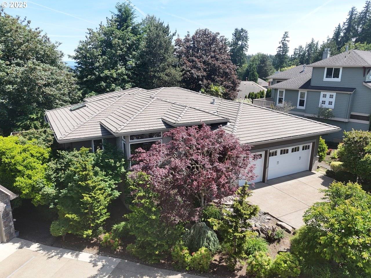 West Linn, OR 97068,22040 Shannon PL