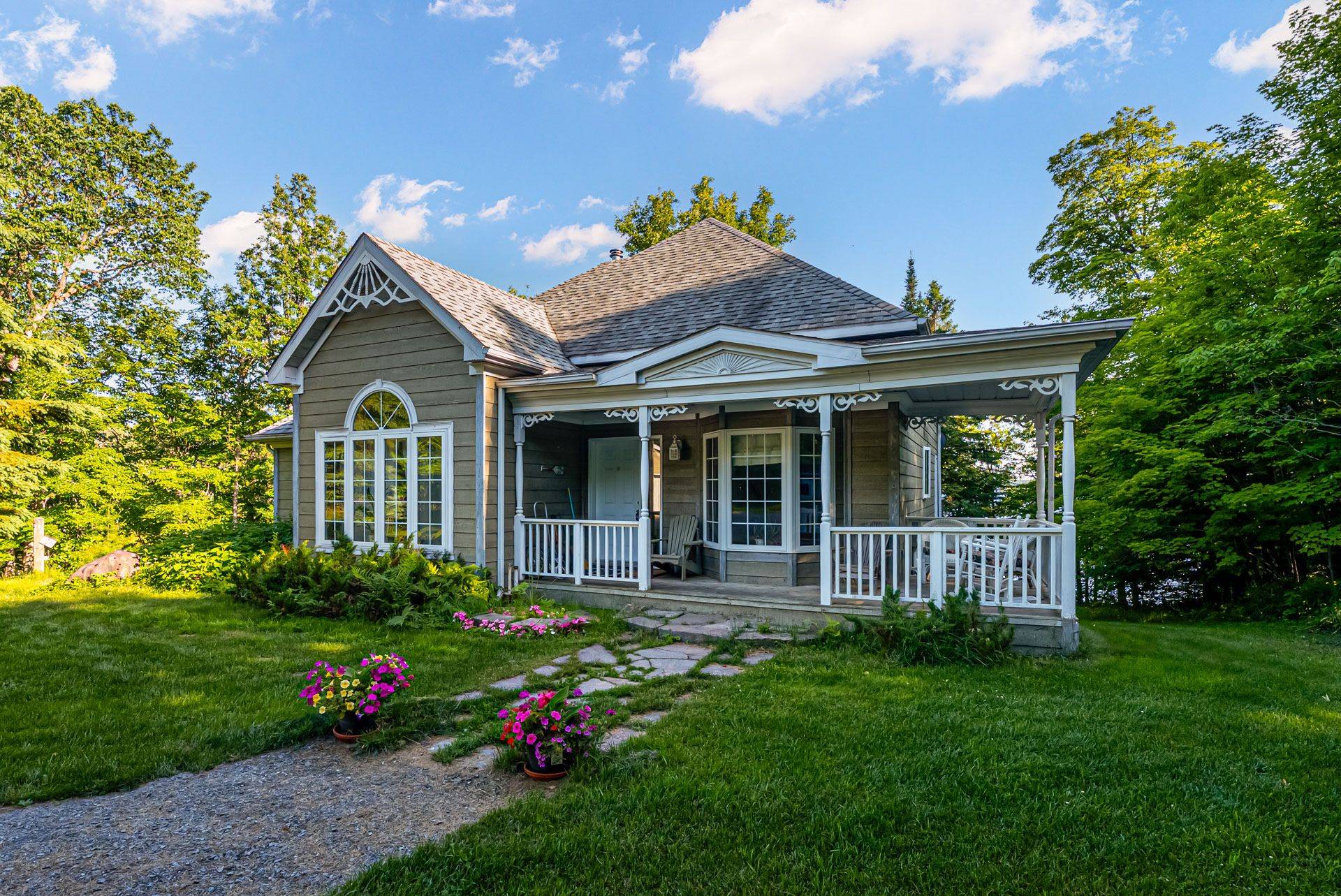 Mckellar, ON P2A 0B4,37 Lizzies LN