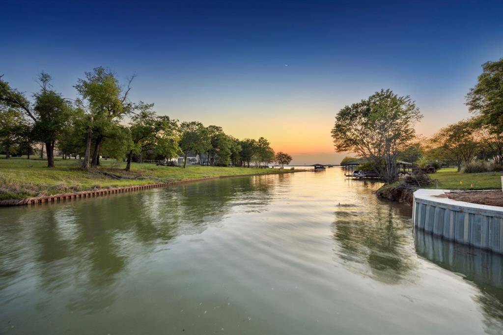 Kerens, TX 75144,123 Sweetwater Trail