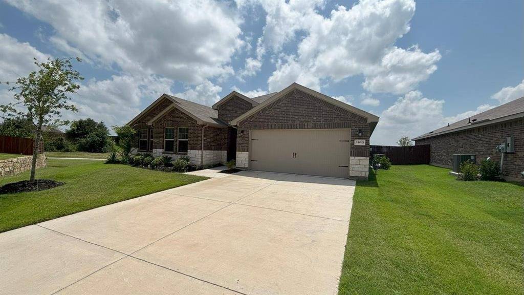 Cleburne, TX 76033,1913 HERITAGE Court