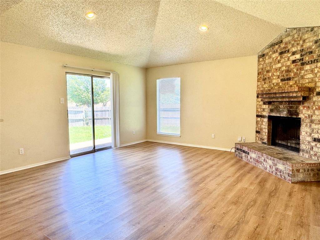 Fort Worth, TX 76133,7551 Boxwood Court
