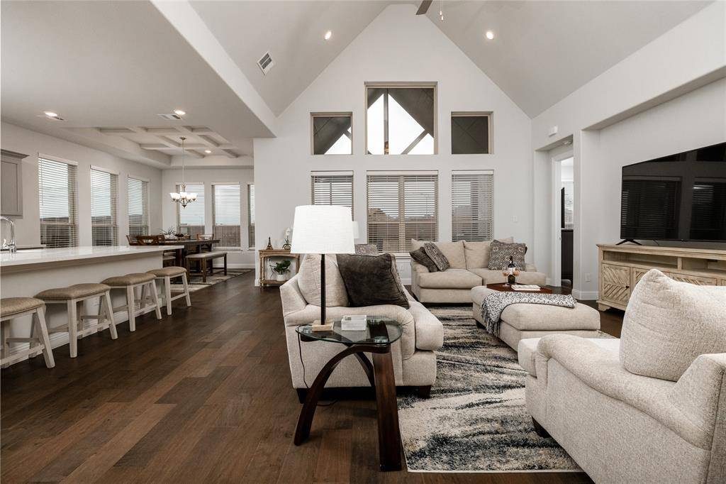 Mansfield, TX 76063,902 Lannister Street