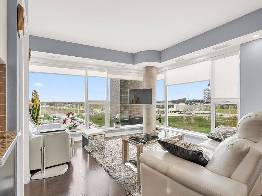West Centre Town, ON K1R 0A8,300A Lett ST #501