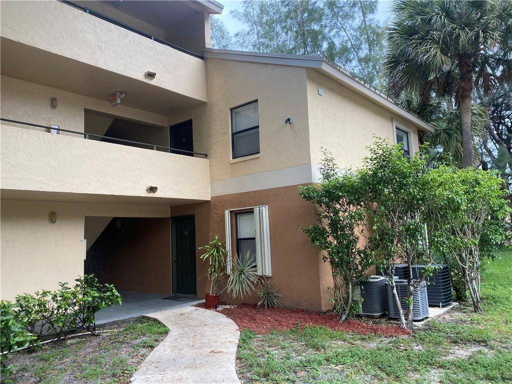 Sunrise, FL 33322,9999 Summerbreeze Dr #1109