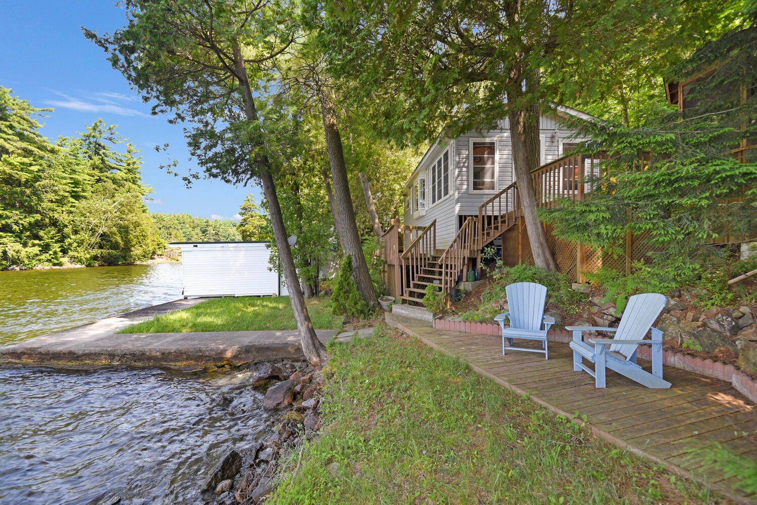 Athens, ON K0E 1B0,276 Spence LN
