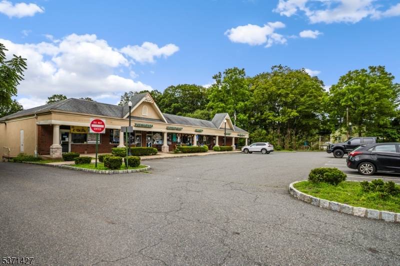 Randolph Twp., NJ 07869,389 Dover Chester Rd