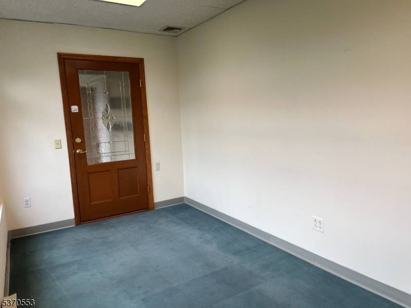 Montclair Twp., NJ 07042,94 Park St