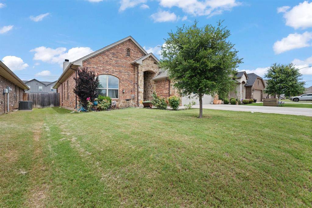 Granbury, TX 76049,3104 Wrangler Court