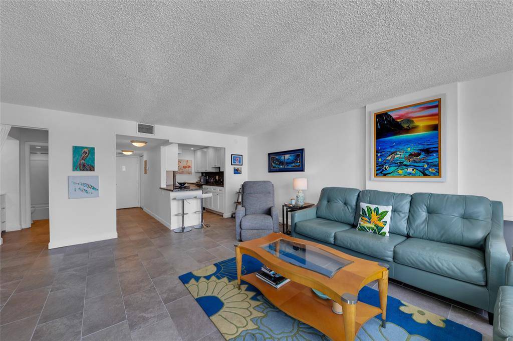 Fort Lauderdale, FL 33308,3015 N Ocean Blvd #9C