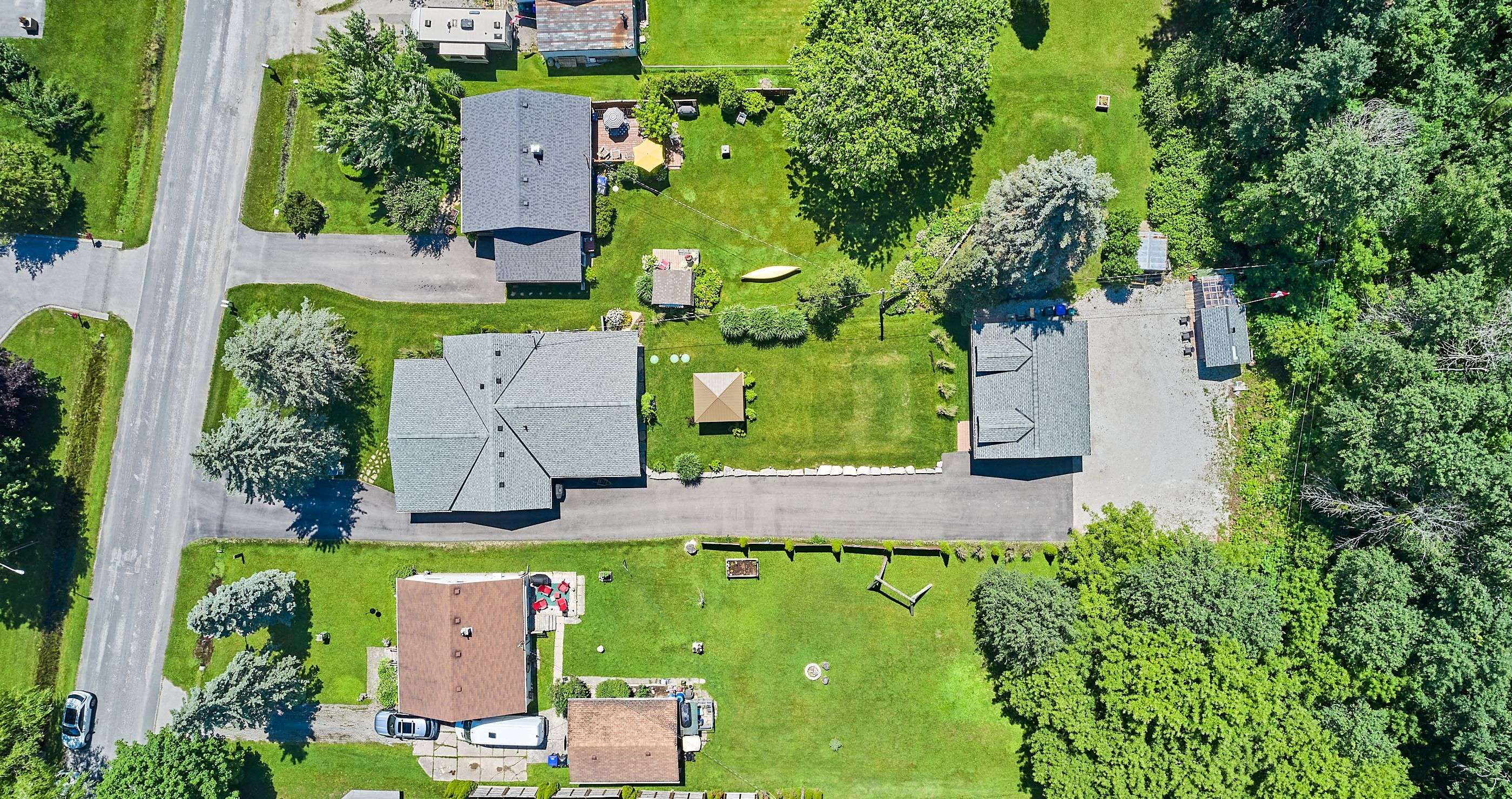 Innisfil, ON L0L 1R0,182 Parkview DR