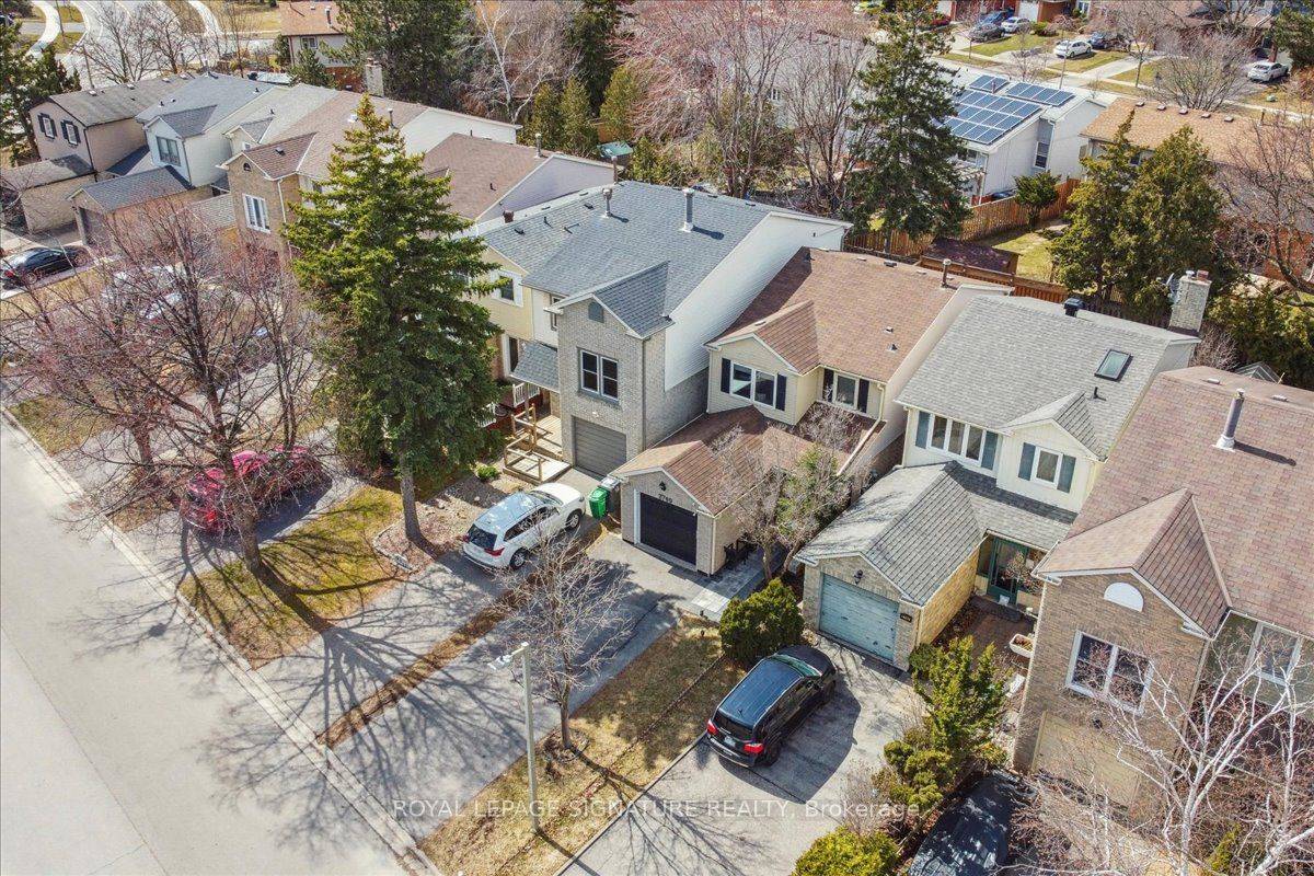 Mississauga, ON L5L 2Z4,2709 Romark Mews