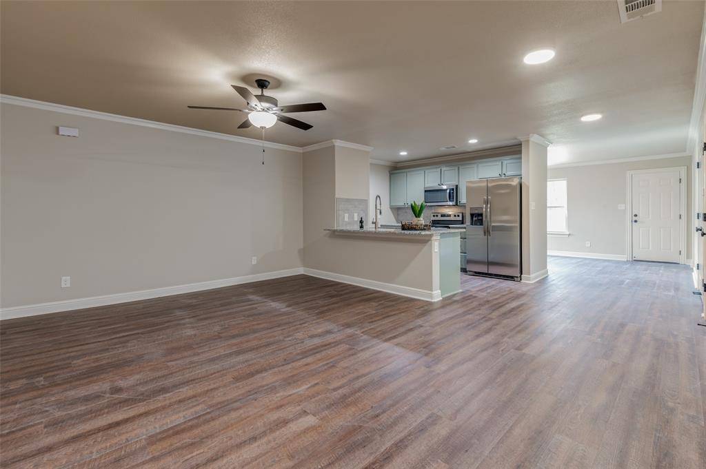 Sherman, TX 75092,2212 N Hickory Street