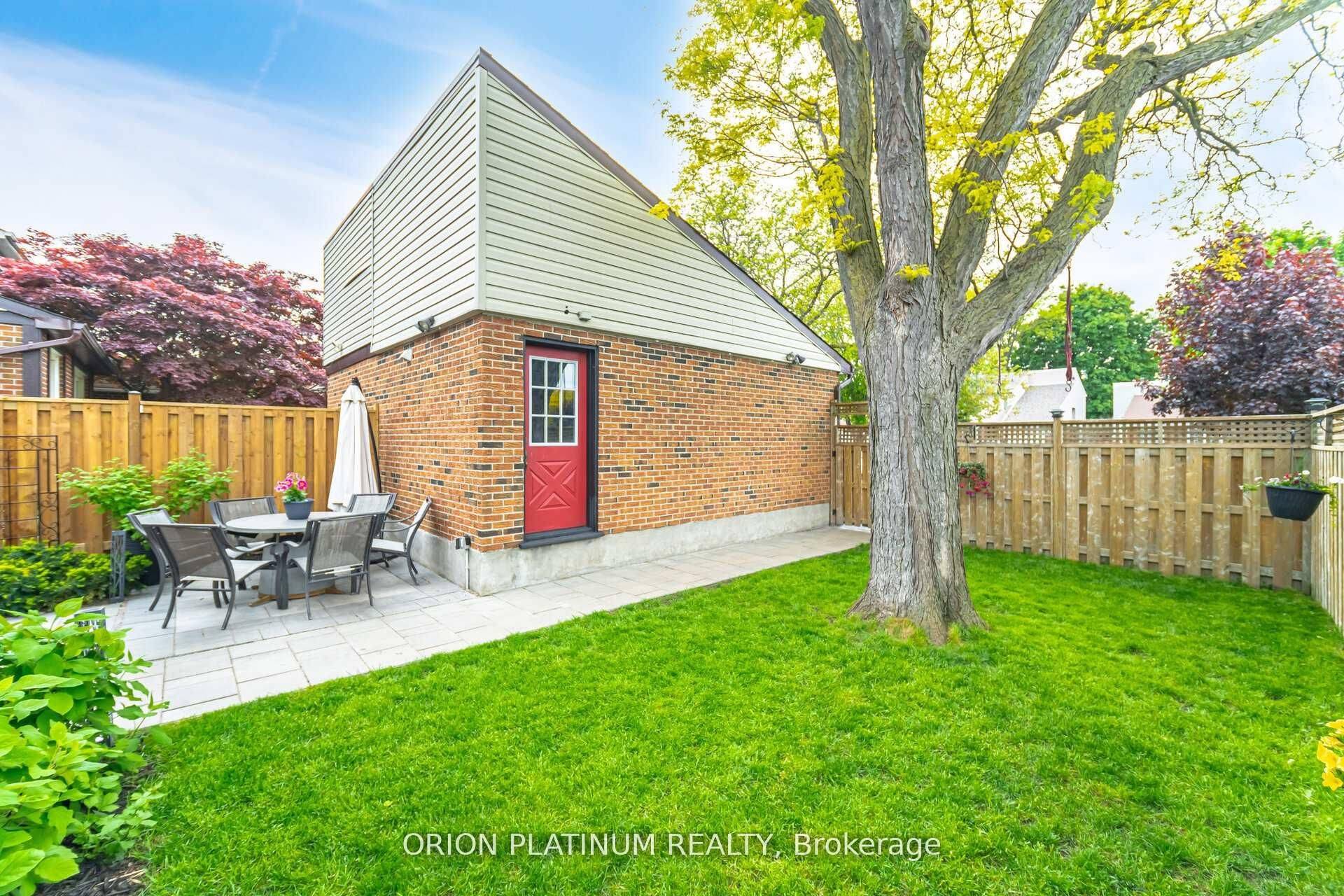 Mississauga, ON L5L 1C9,2504 Mainroyal ST