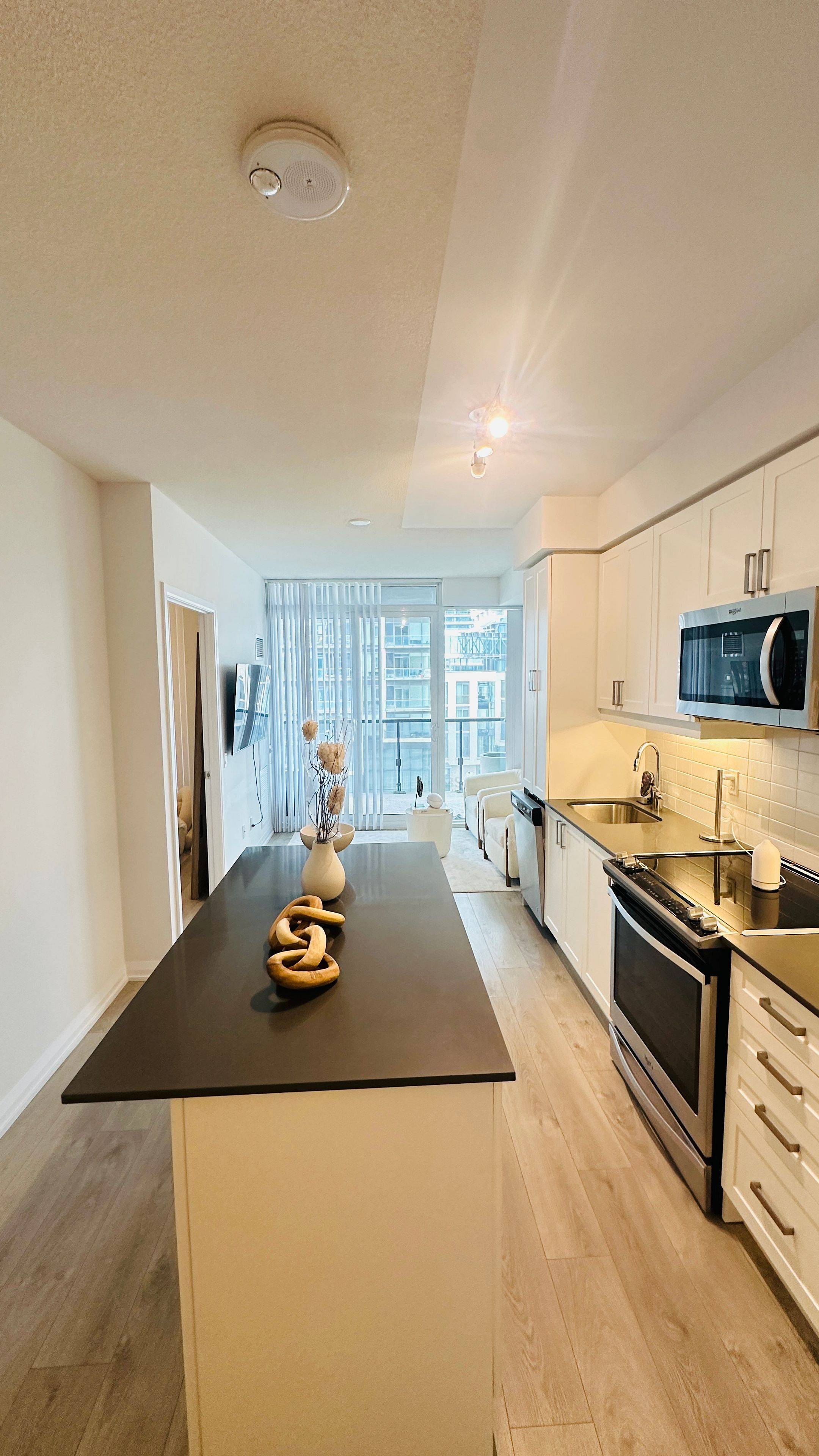 Vaughan, ON L4K 2M7,7895 Jane ST #508
