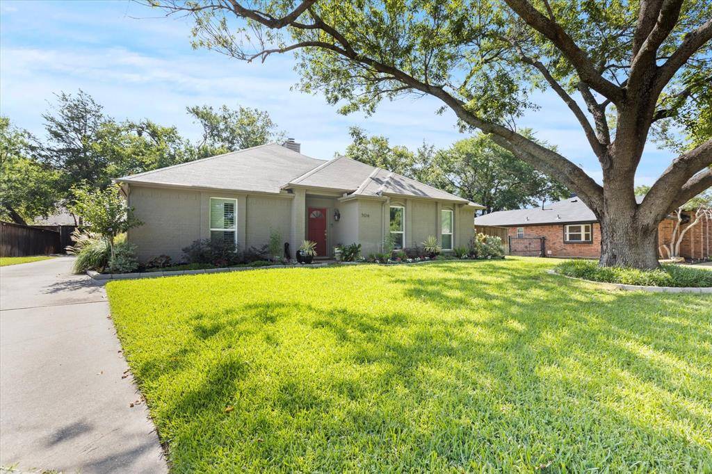 Coppell, TX 75019,504 Parish Place