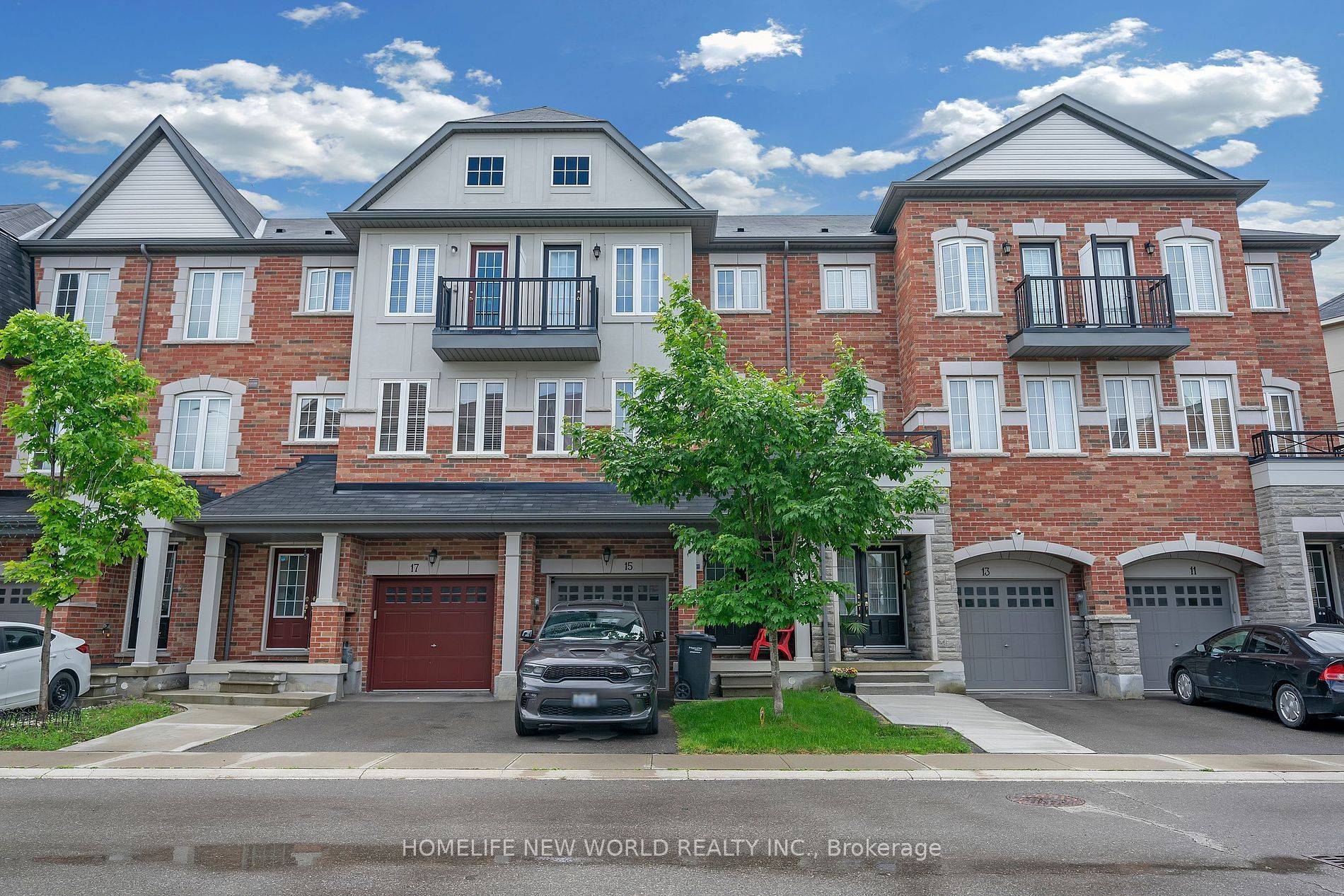 Brampton, ON L6Z 0B4,15 Rabbit Run WAY