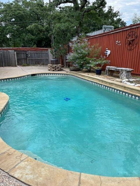 Grapevine, TX 76051,722 Highview Lane