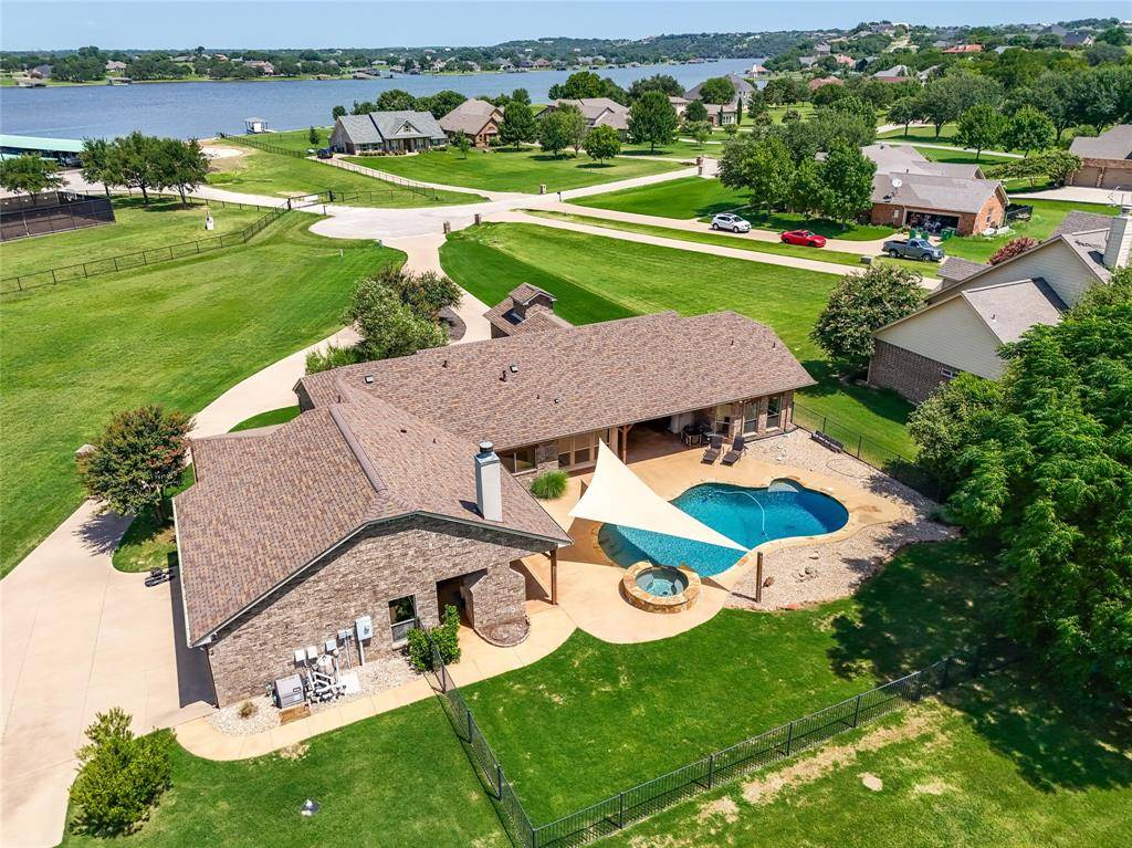 Granbury, TX 76049,1803 W Emerald Bend Court