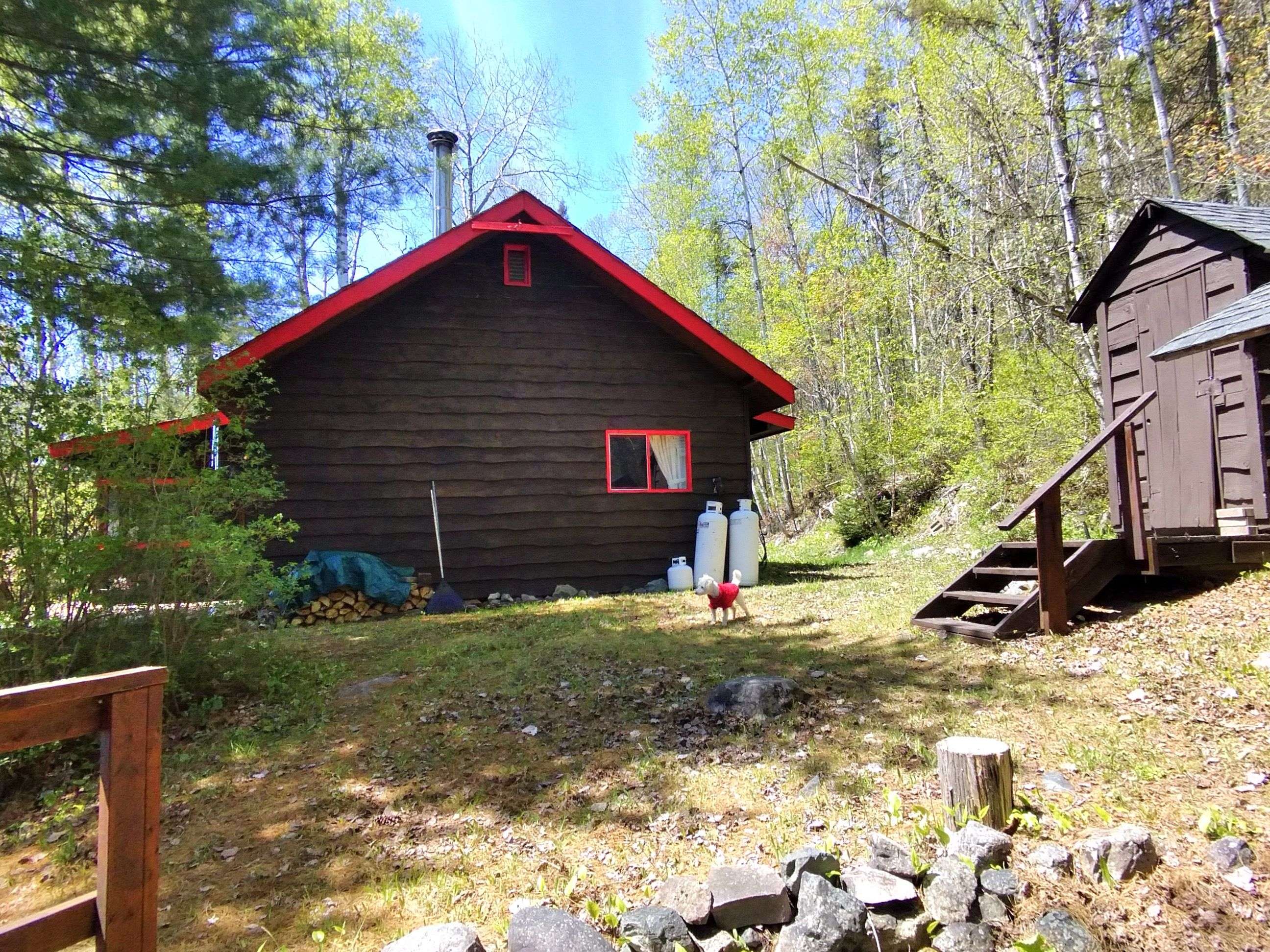 Temagami, ON P0H 2H0,277 NET CREEK RD