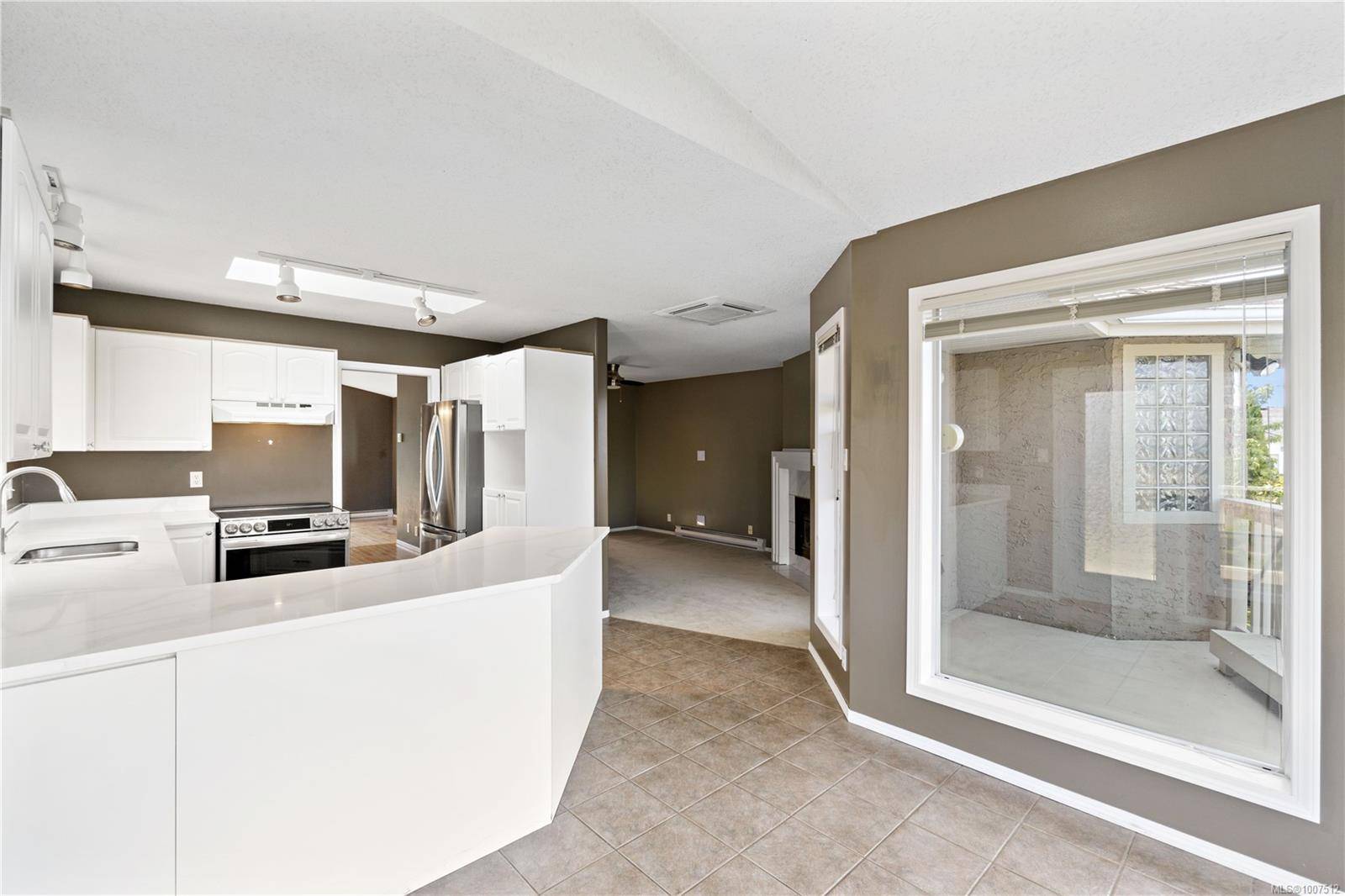 Nanaimo, BC V9V 1C9,6268 Sechelt Dr