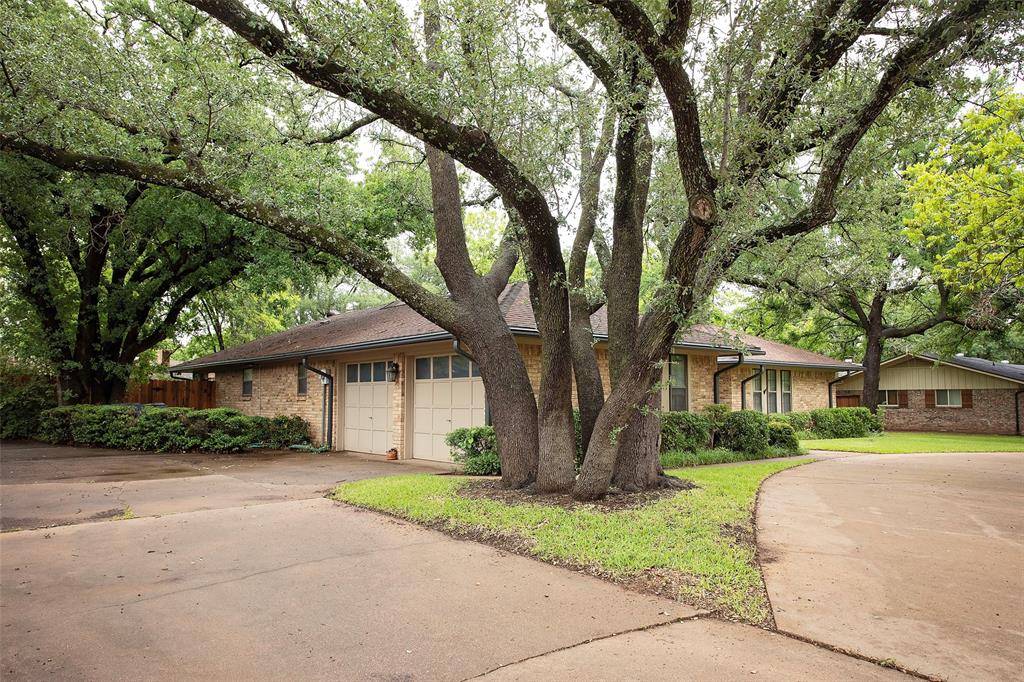 Graham, TX 76450,1305 Cliff Drive