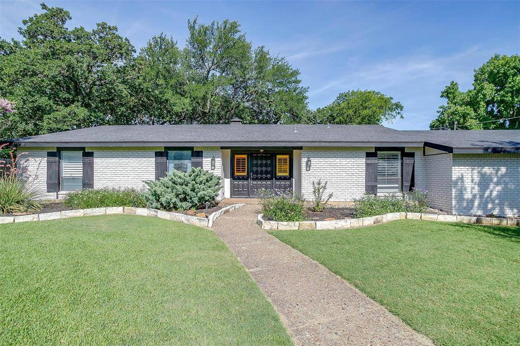 Burleson, TX 76028,124 S Cliffside Drive
