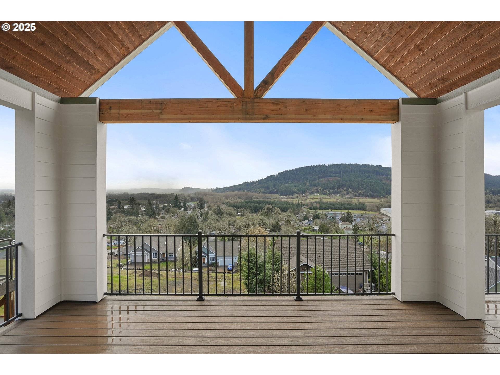 Philomath, OR 97370,514 FAWN LN