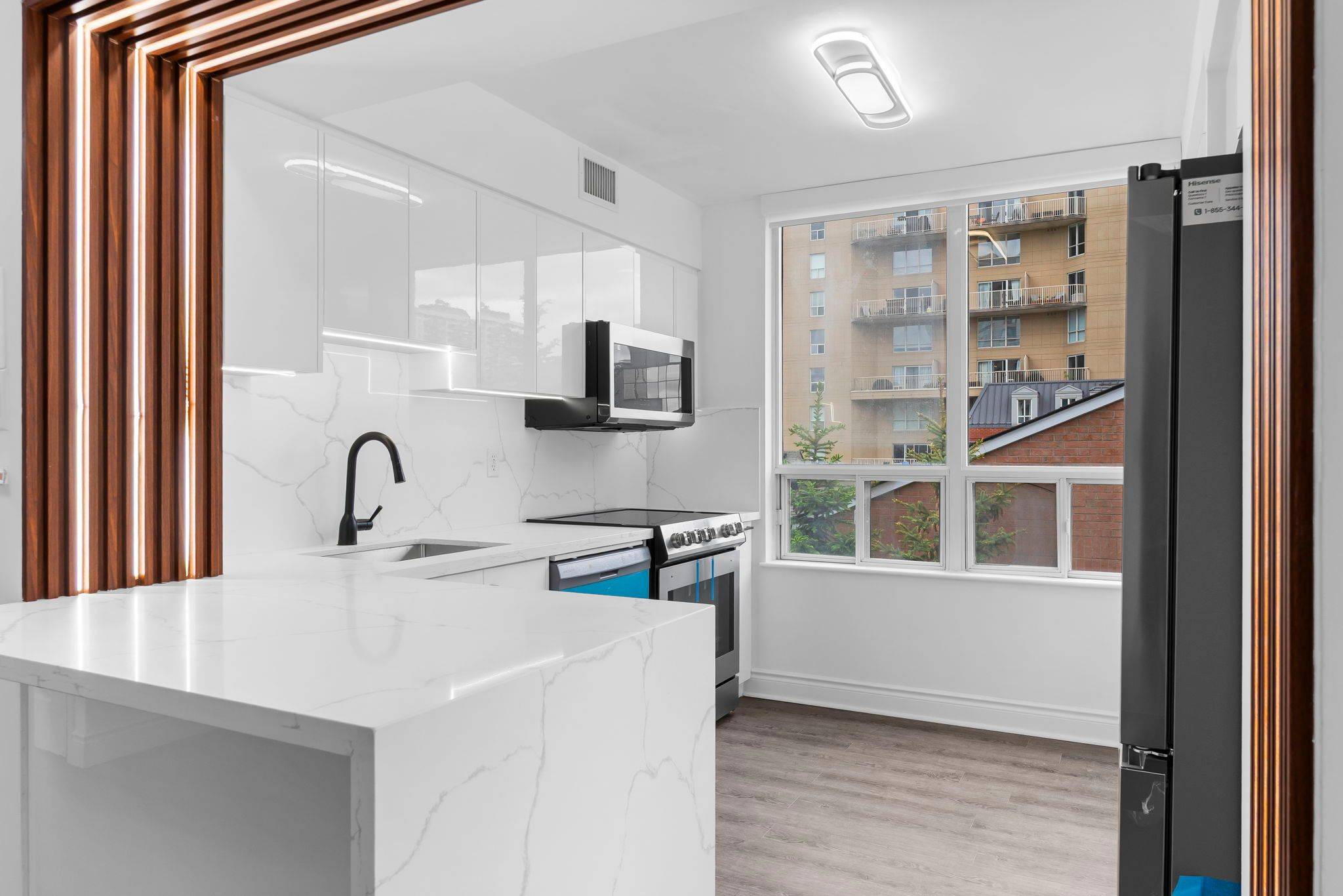 Toronto C10, ON M4S 3H6,195 Merton ST #515