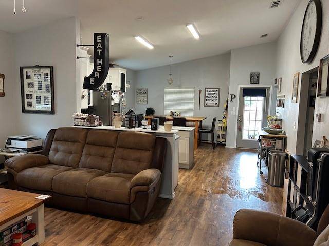 Hico, TX 76457,415 Magnolia