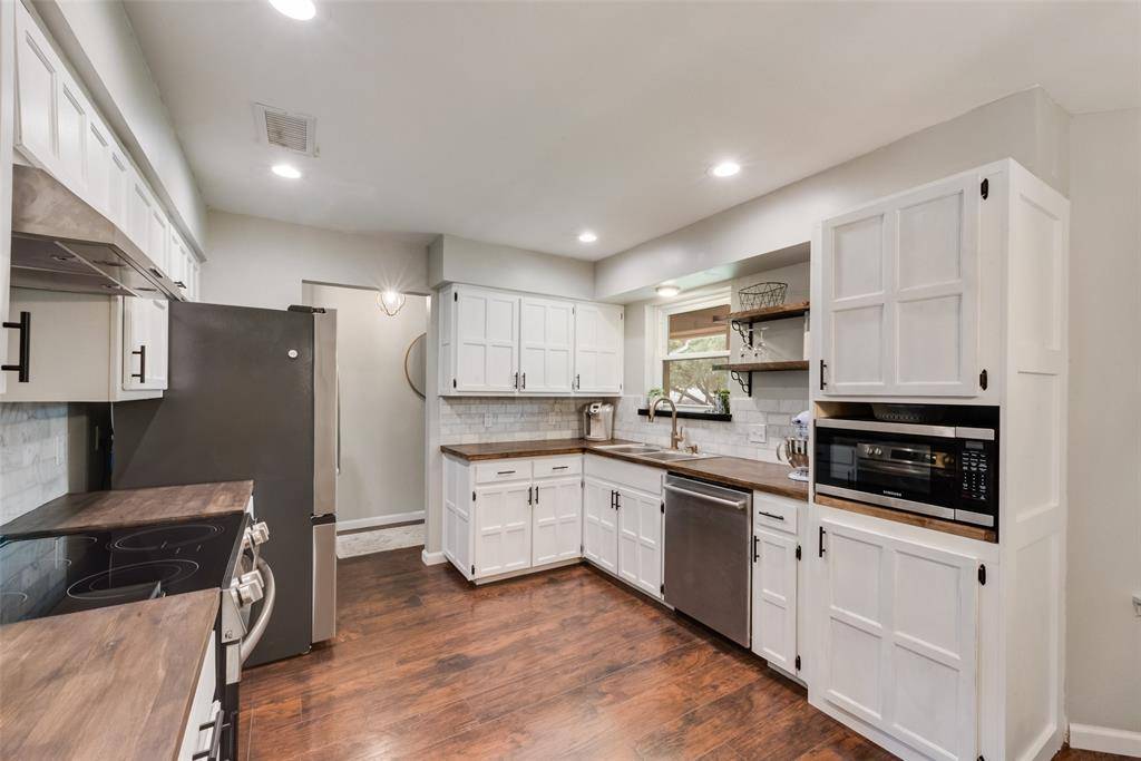 North Richland Hills, TX 76182,7520 Cimarron Drive
