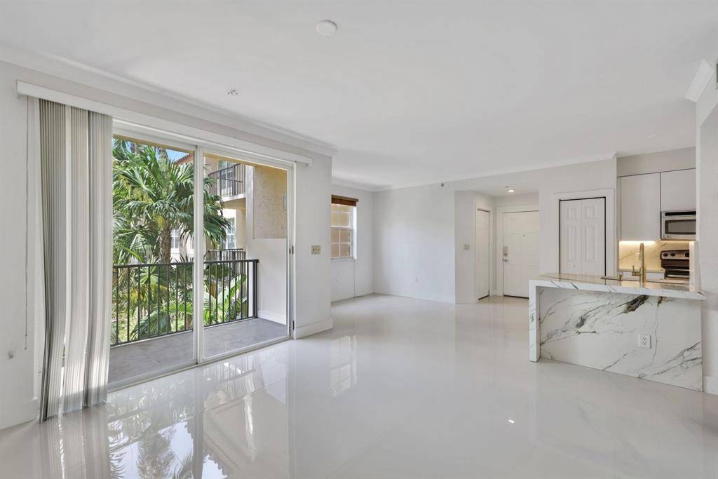 West Palm Beach, FL 33407,1803 N Flagler Dr #206