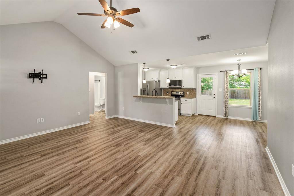 Athens, TX 75751,118 W Cayuga Drive