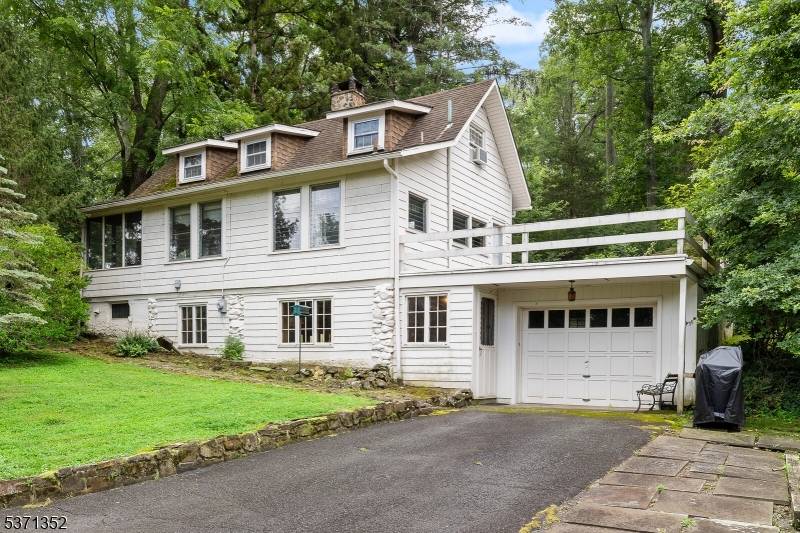 Long Hill Twp., NJ 07933,60 Gillette Rd