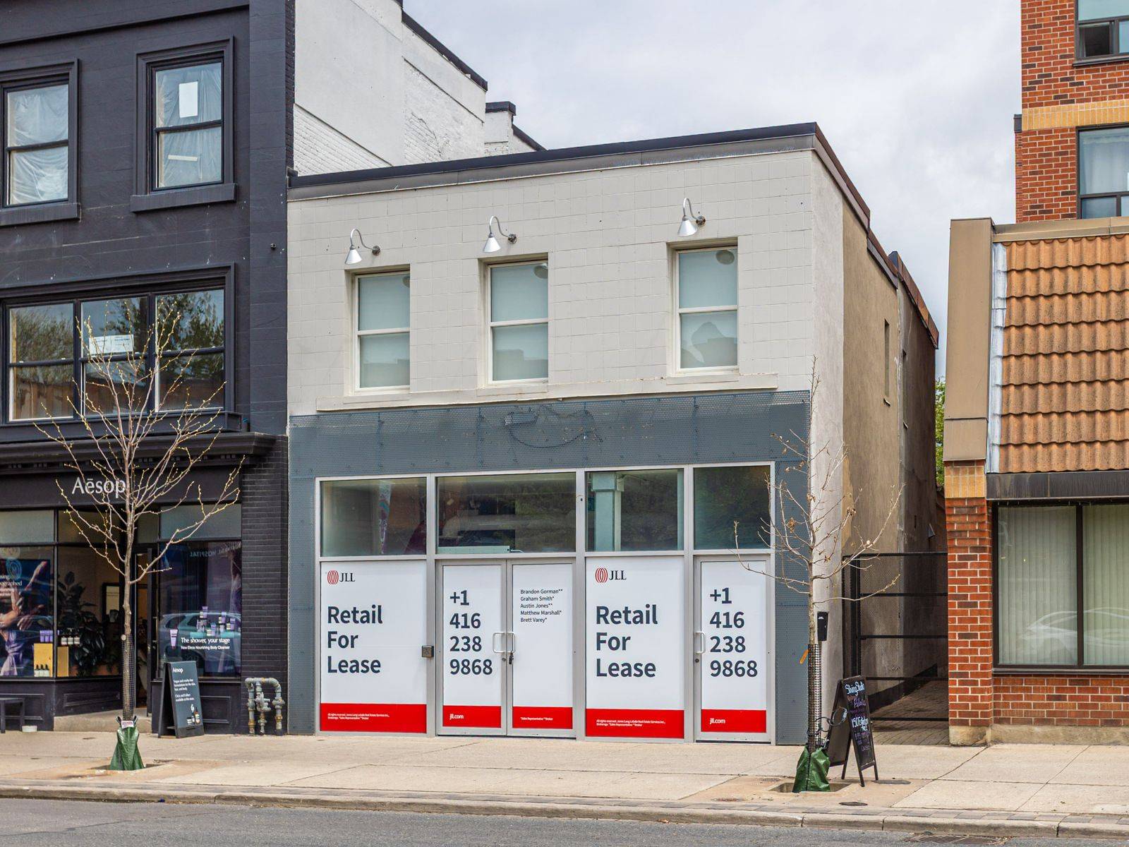 Toronto C10, ON M4P 2J1,2577 Yonge ST