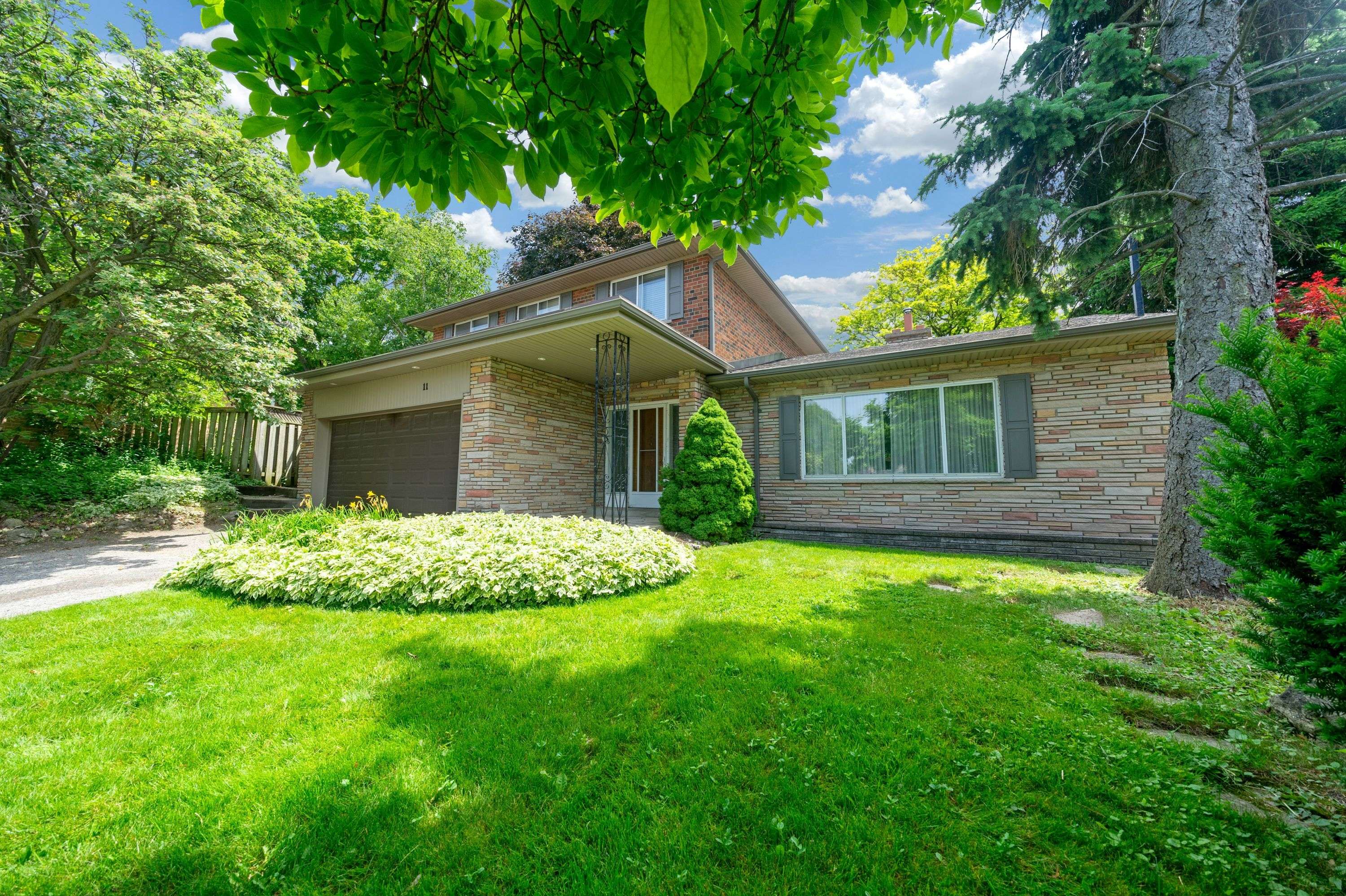 Toronto C13, ON M3A 1G9,11 Caronport CRES