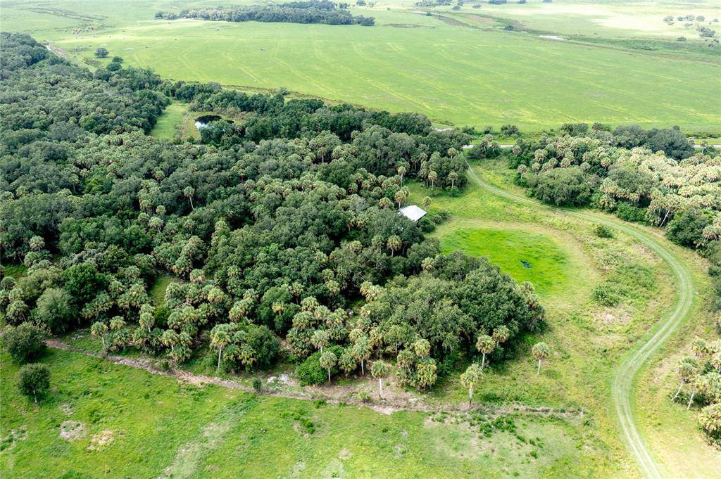 Lorida, FL 33857,1002 Bankers Rd
