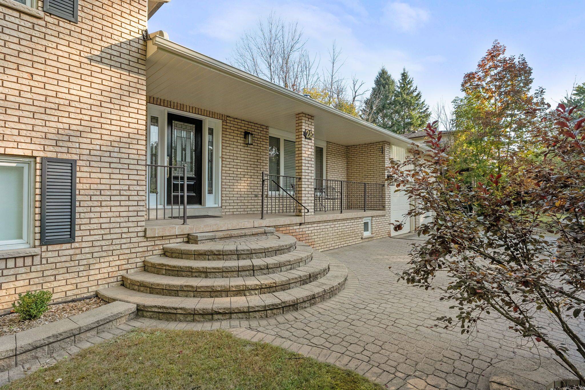 East Gwillimbury, ON L9N 0E7,28 Morgans RD