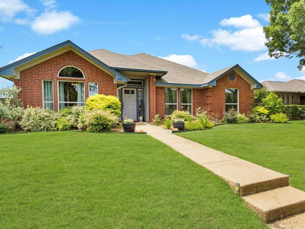Lewisville, TX 75067,806 Red Oak Drive
